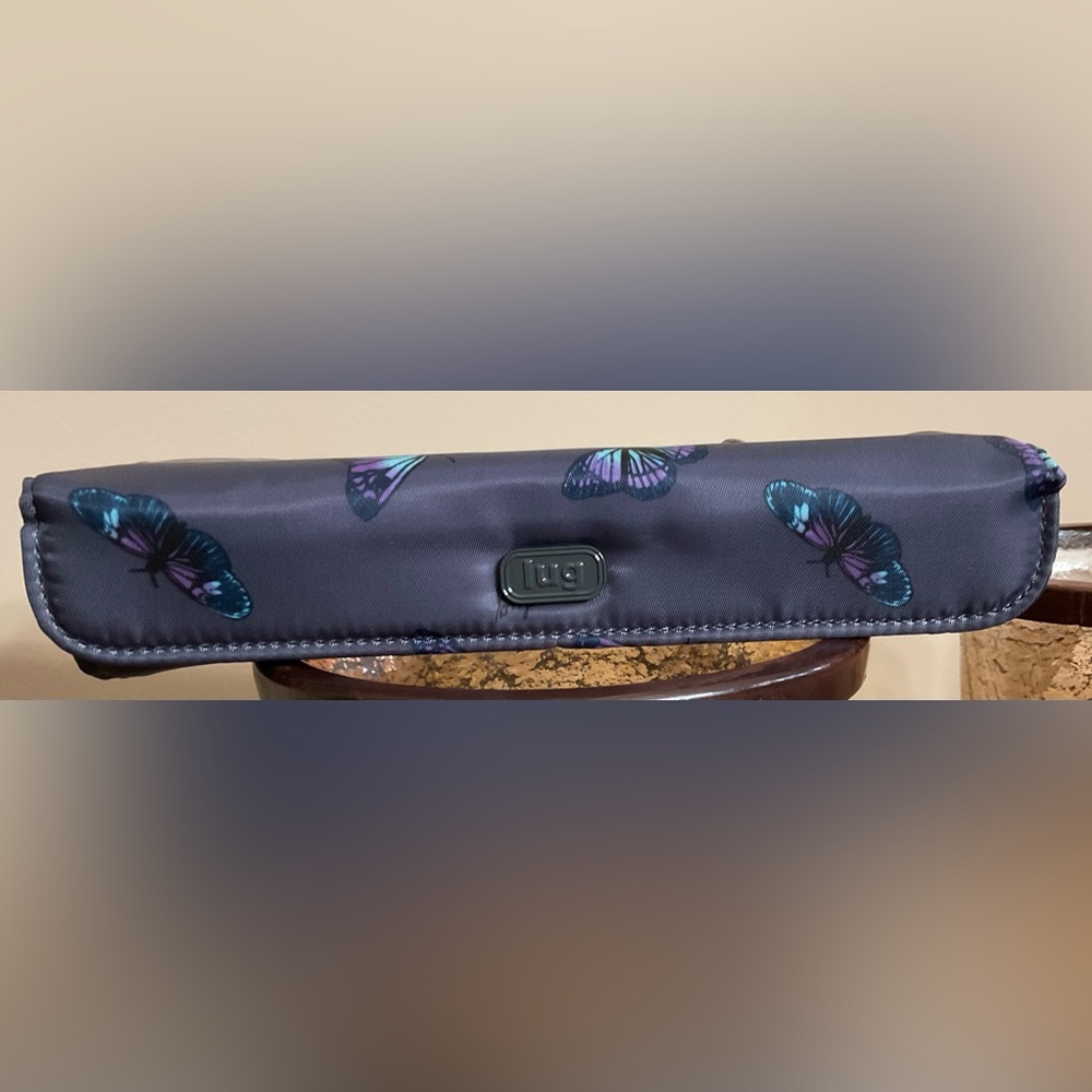 Lug Choo Choo XL Pill Case and Cover. Butterfly Grey. NWOT - Picture 2 of 8
